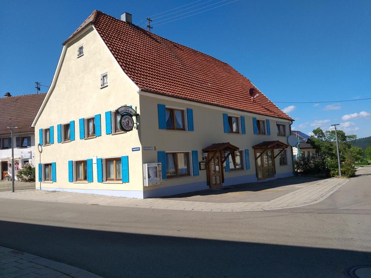 Gaestehaus Pension Waldhorn Weilen unter den Rinnen Esterno foto