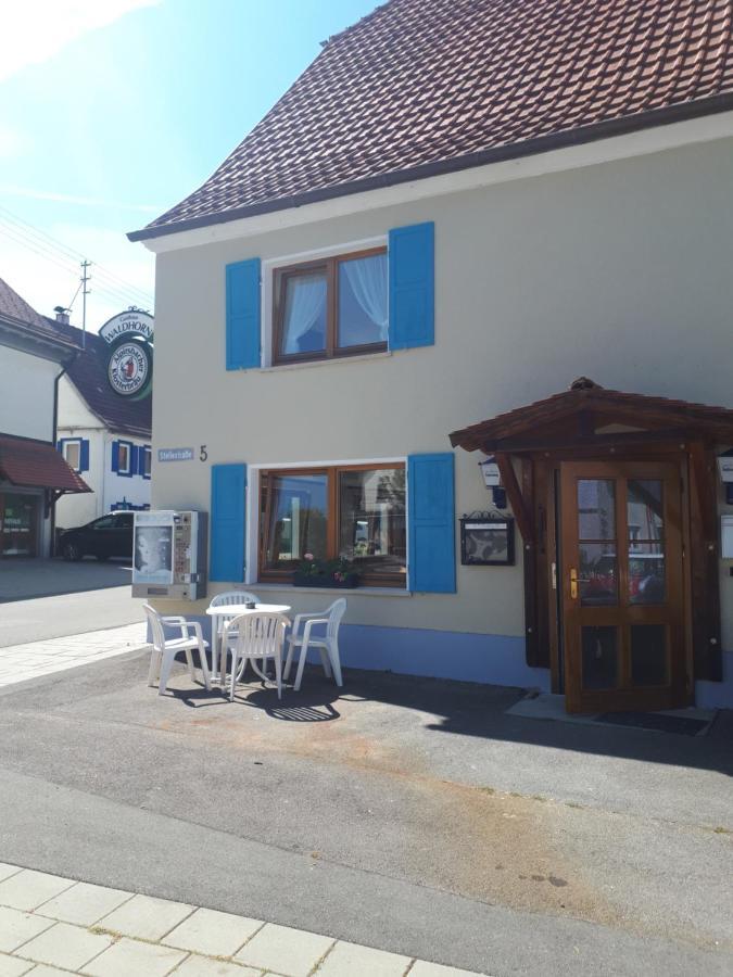 Gaestehaus Pension Waldhorn Weilen unter den Rinnen Esterno foto