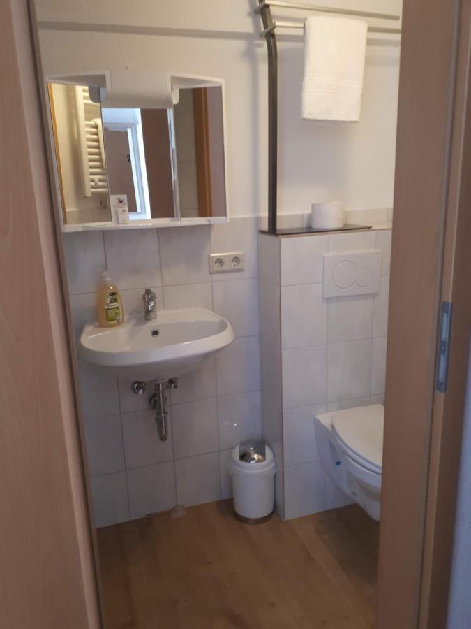 Gaestehaus Pension Waldhorn Weilen unter den Rinnen Esterno foto